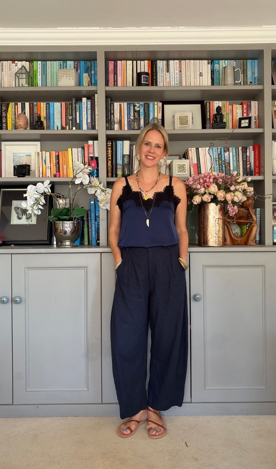 Pia contrast cami in navy