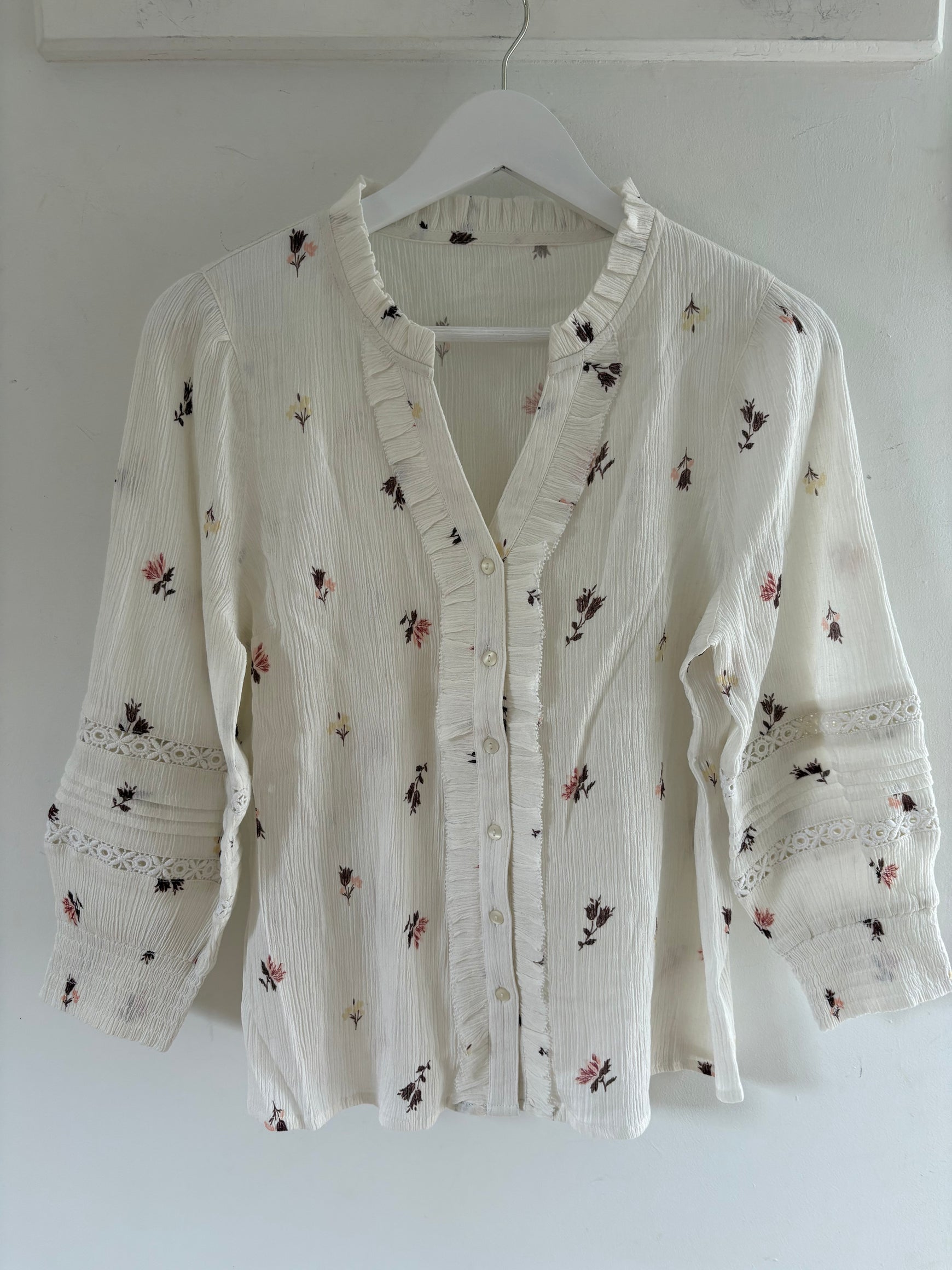 Sample Minna blouse in Autumnal floral print size 10