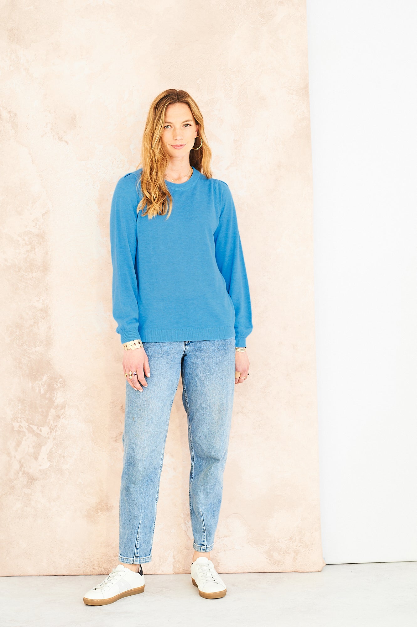 Amber jumper in blue