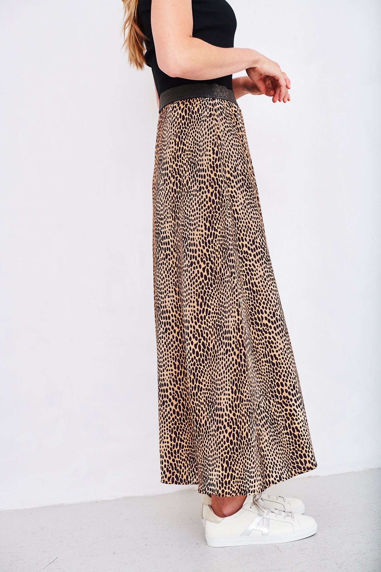Tara cheetah print skirt