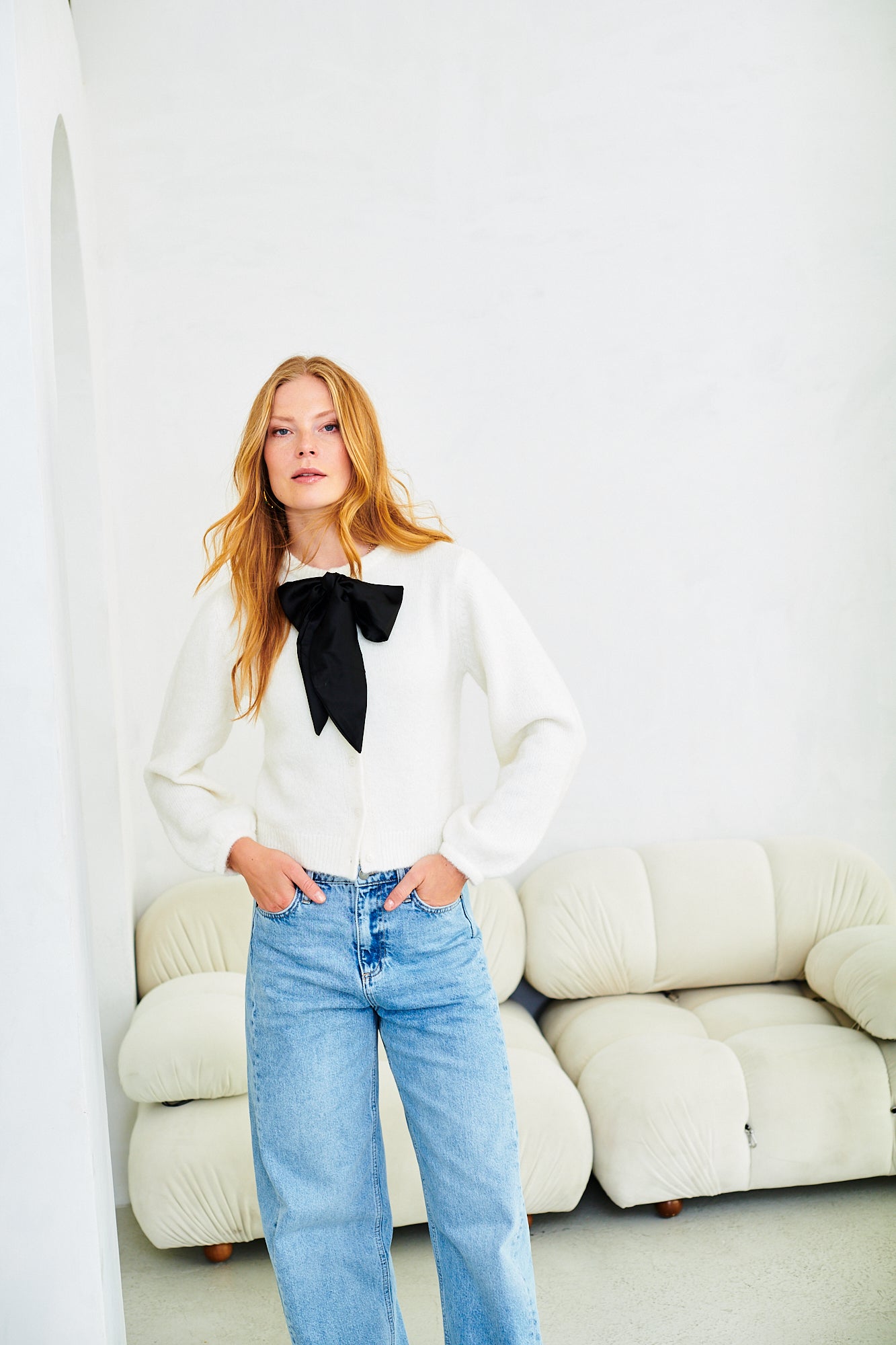 Satin bow cardi in white
