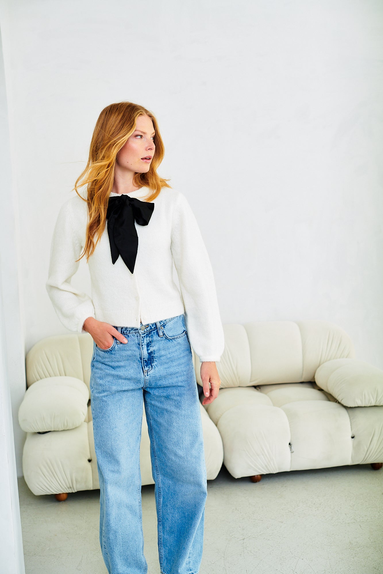 Satin bow cardi in white
