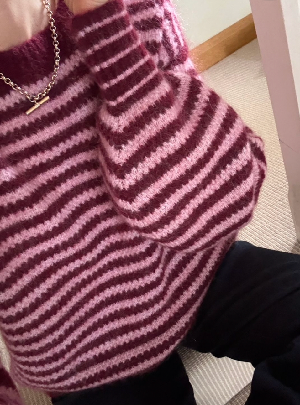 Orla jumper in berry and pink