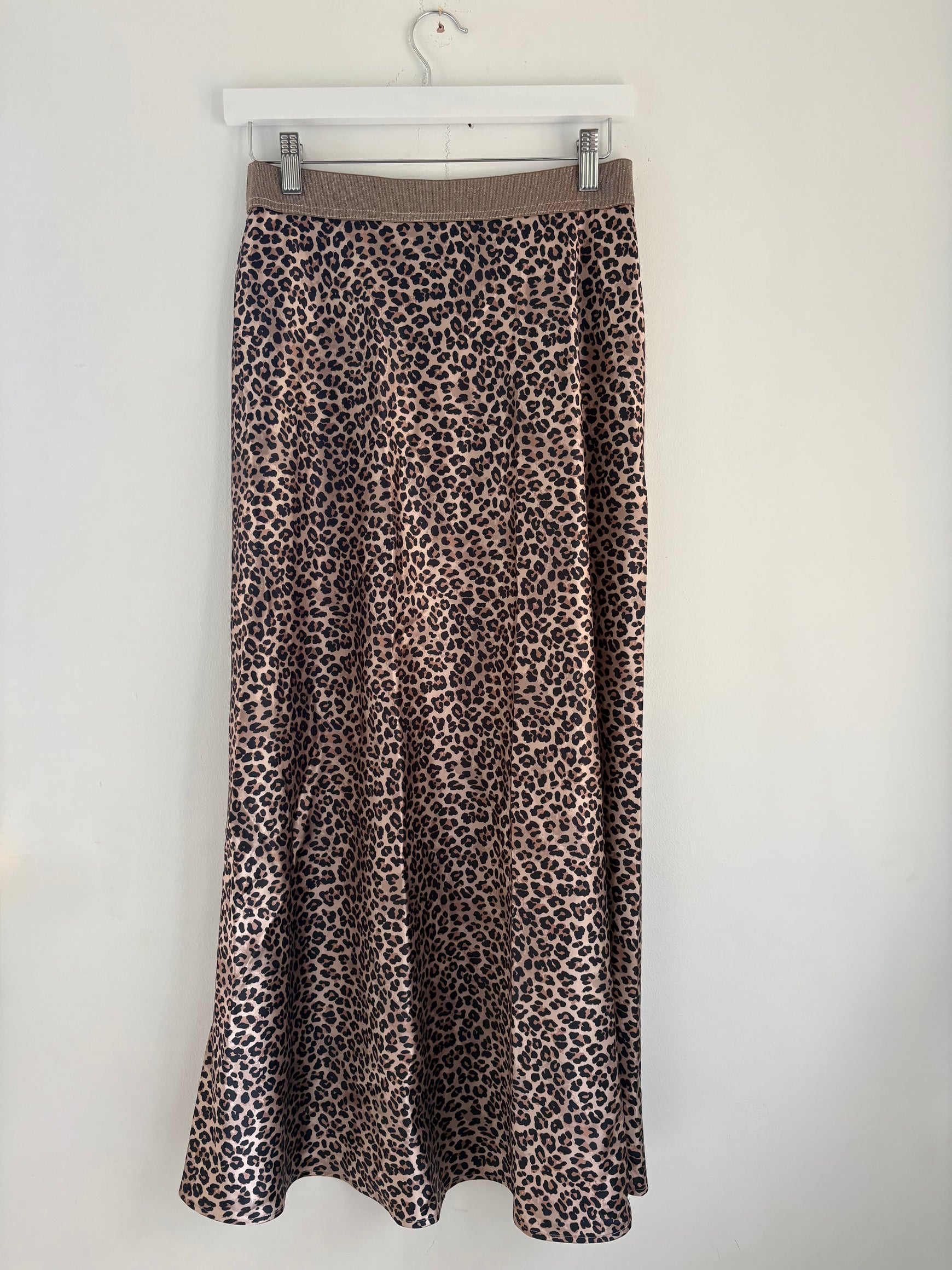 Sample Tara skirt in small leopard size 10