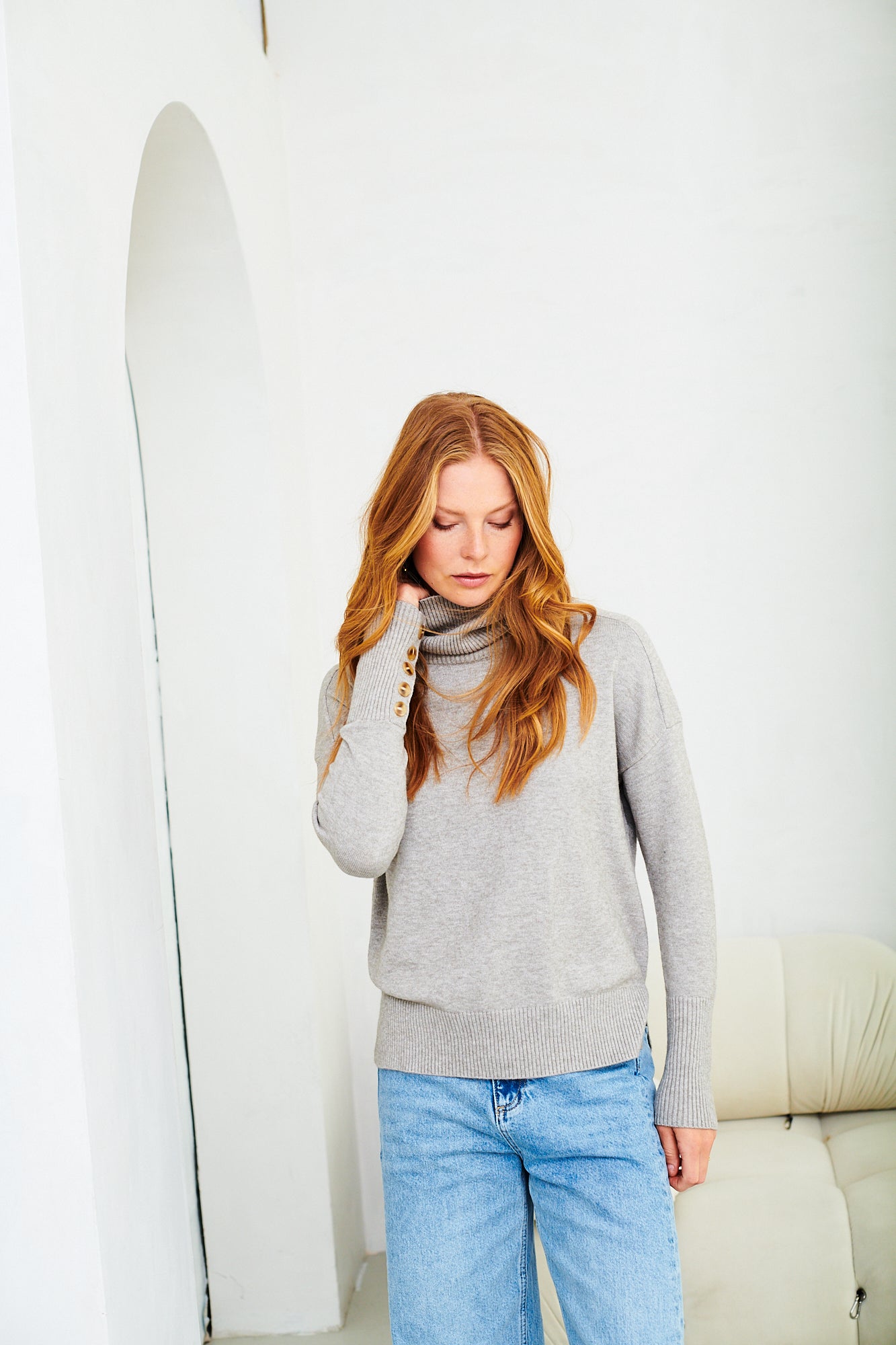 Laura rollneck in grey