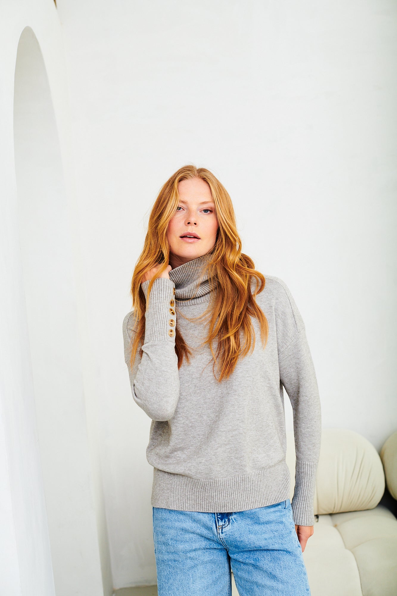 Laura rollneck in grey
