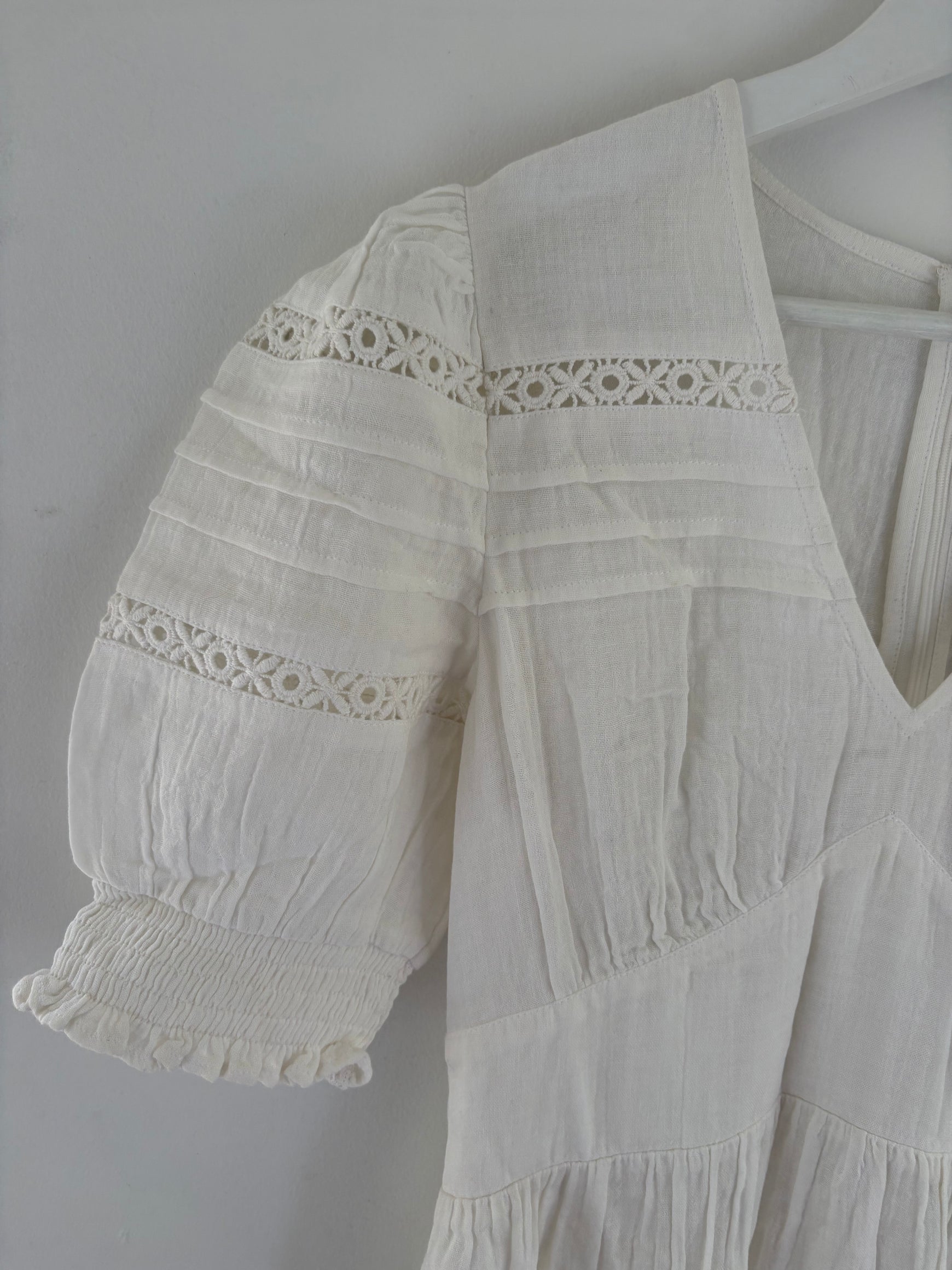 Sample Minna dress in white
