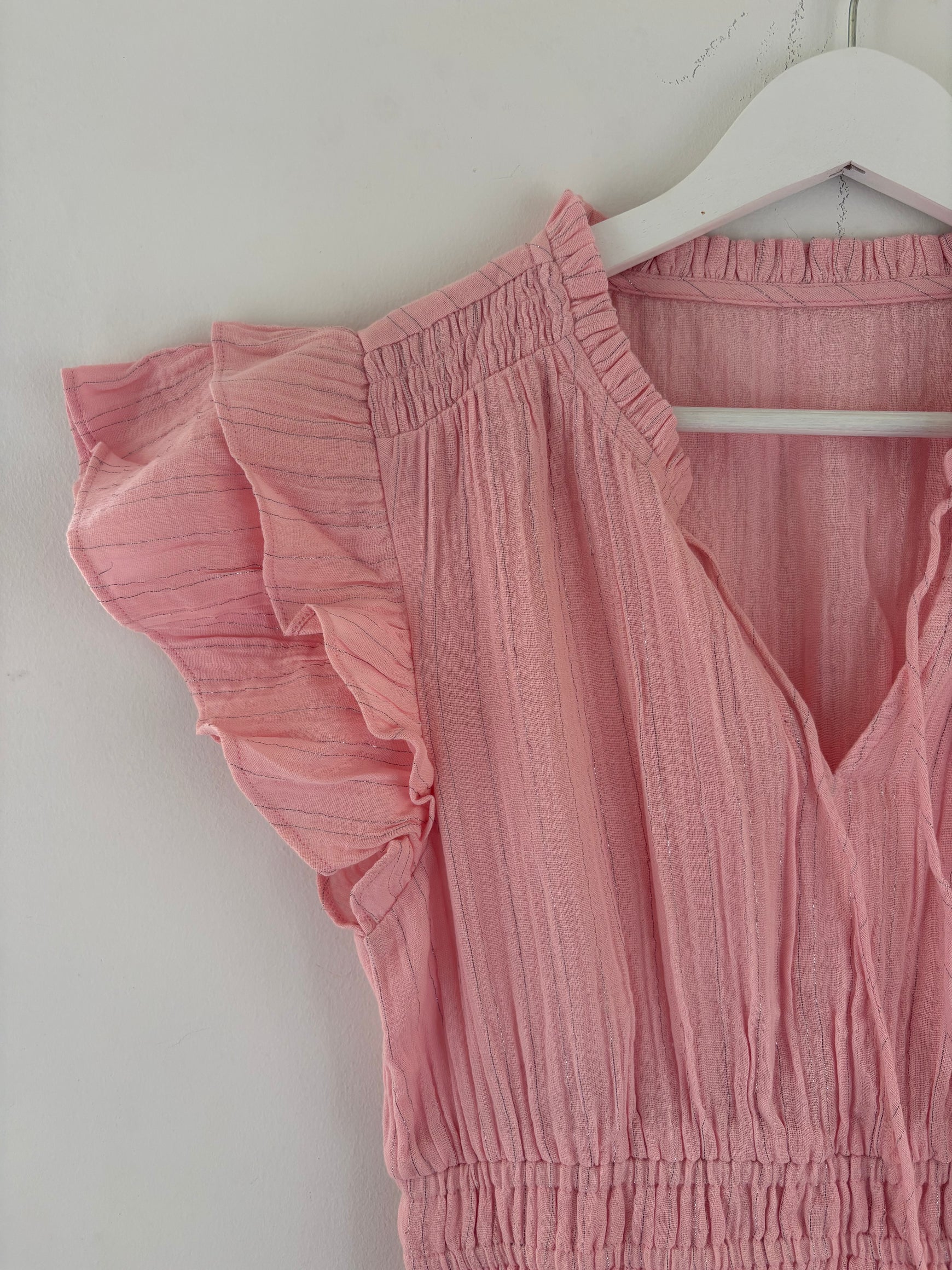 Sample Flutter sleeve dress (pink)