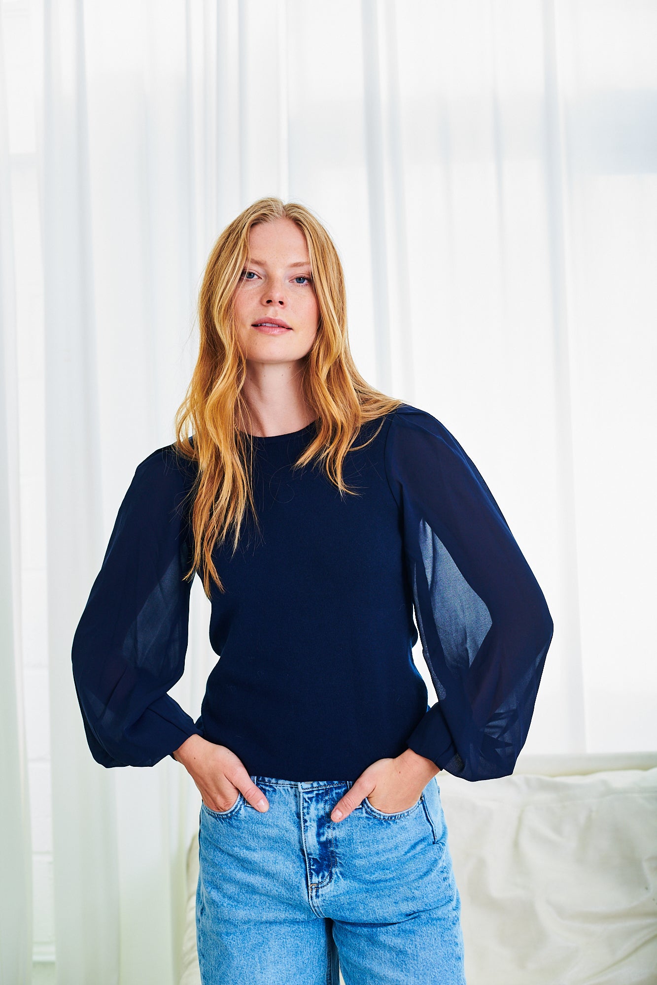 Leni chiffon sleeve jumper in navy