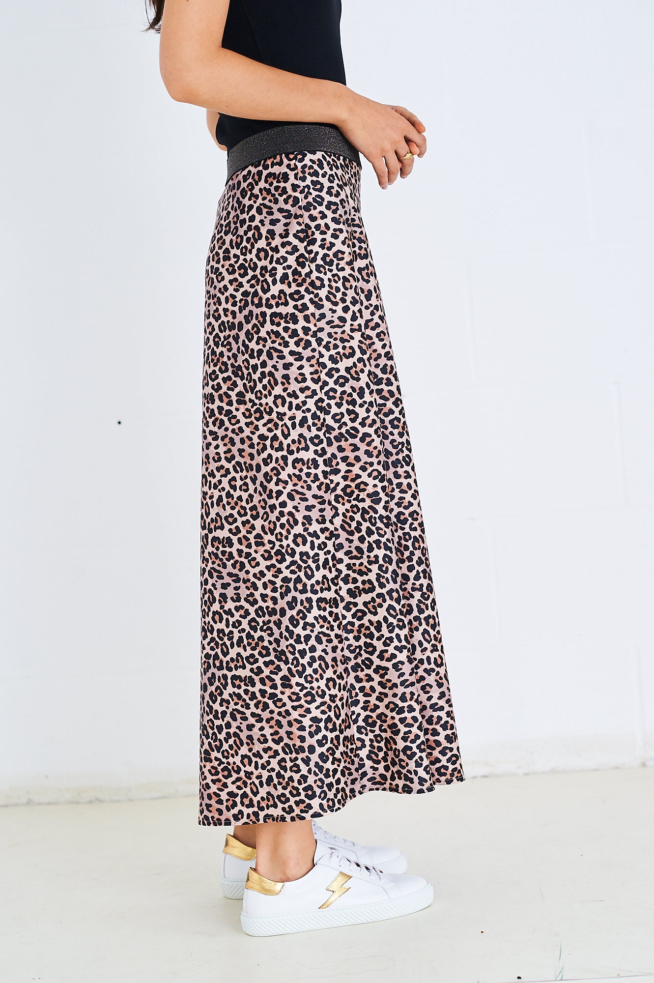 Tara skirt in leopard