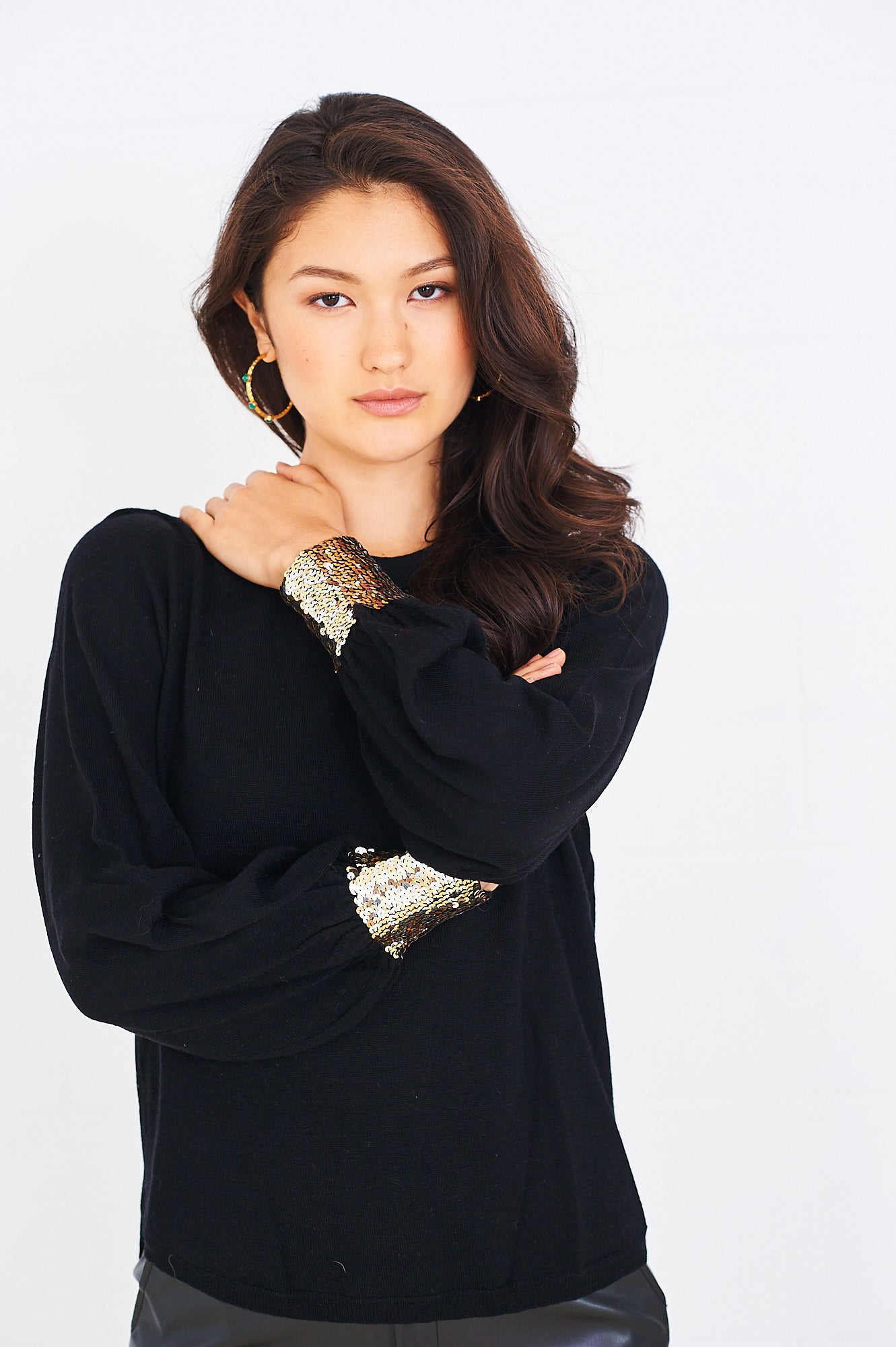 NOVA jumper in black