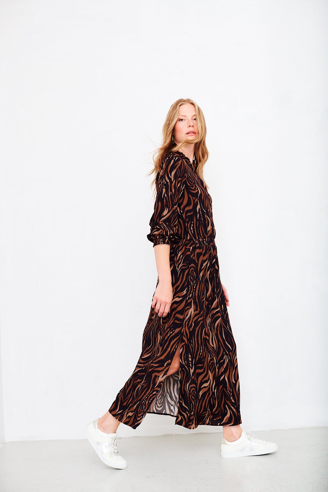 Lyra dress in tiger