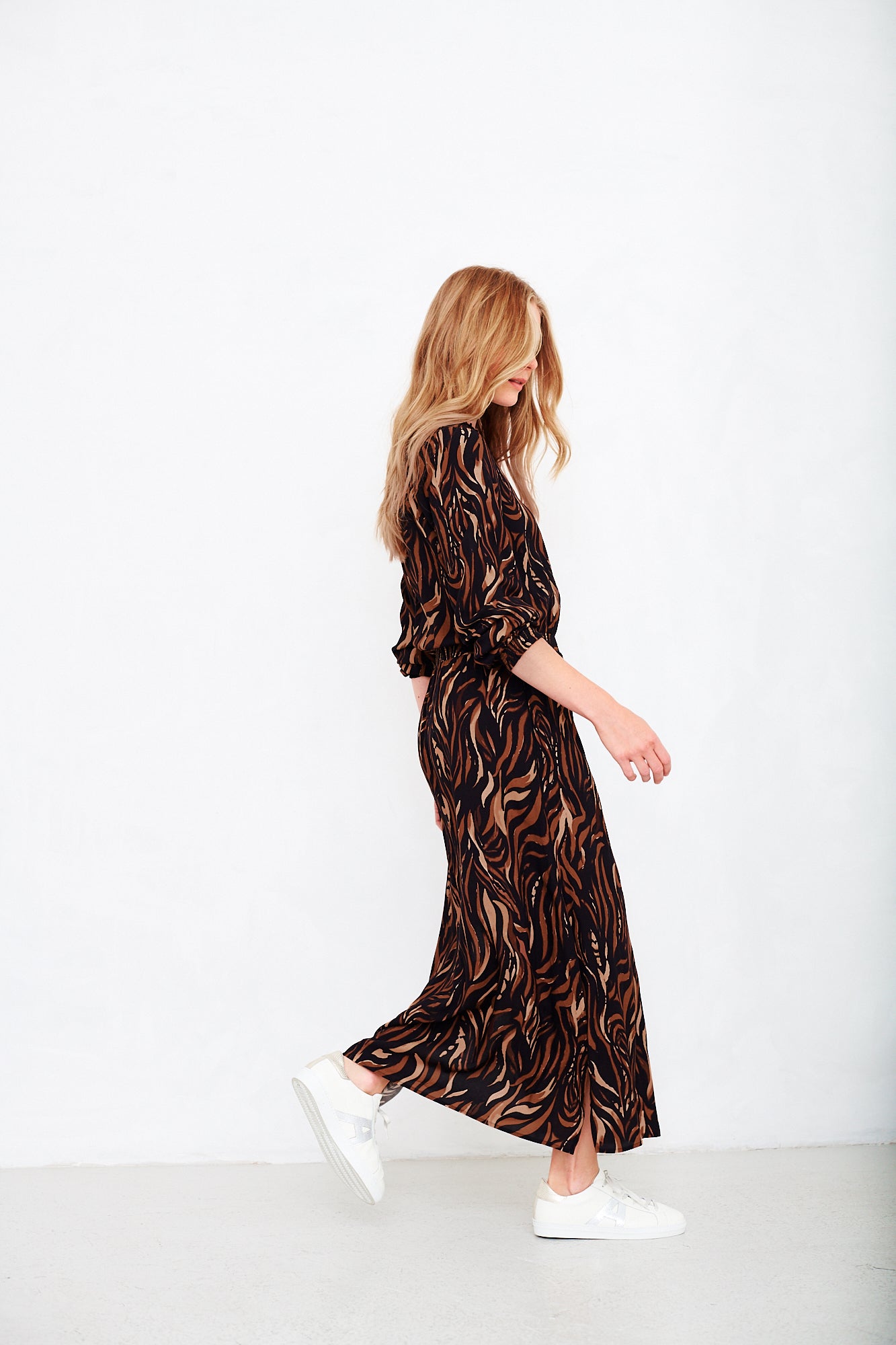 Lyra dress in tiger