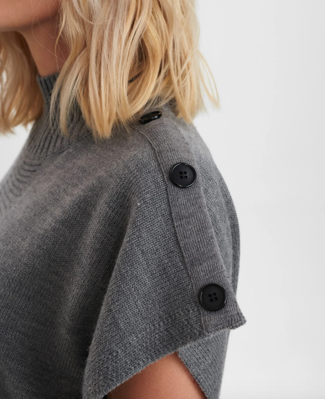 Nudarlene knit in grey size 8