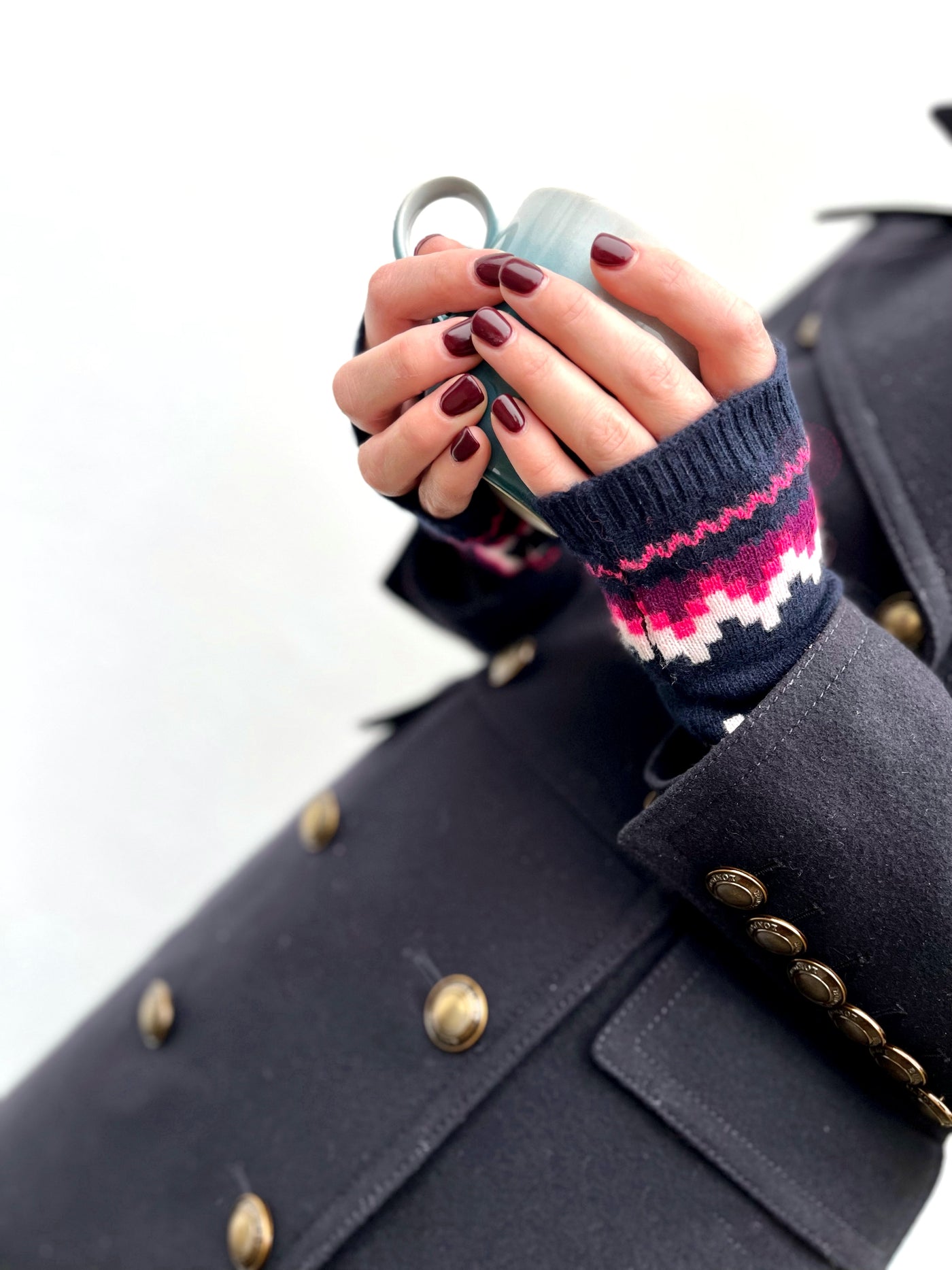 She’s Electric navy fairisle cashmere wristwarmers